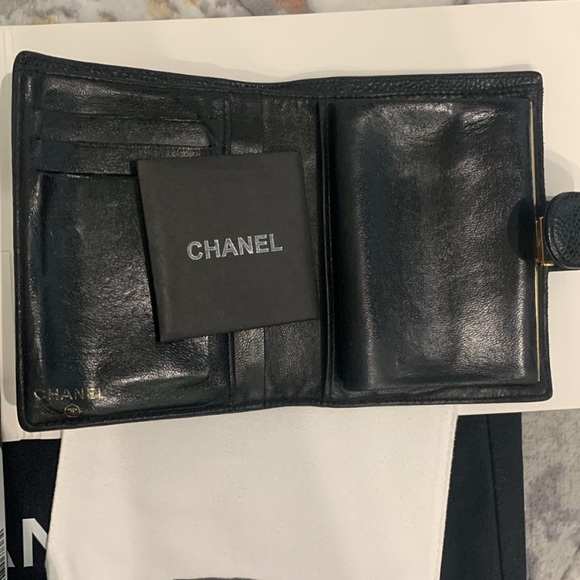 Chanel Wallet Full Inclusion Kiss lock style - Picture 7 of 10